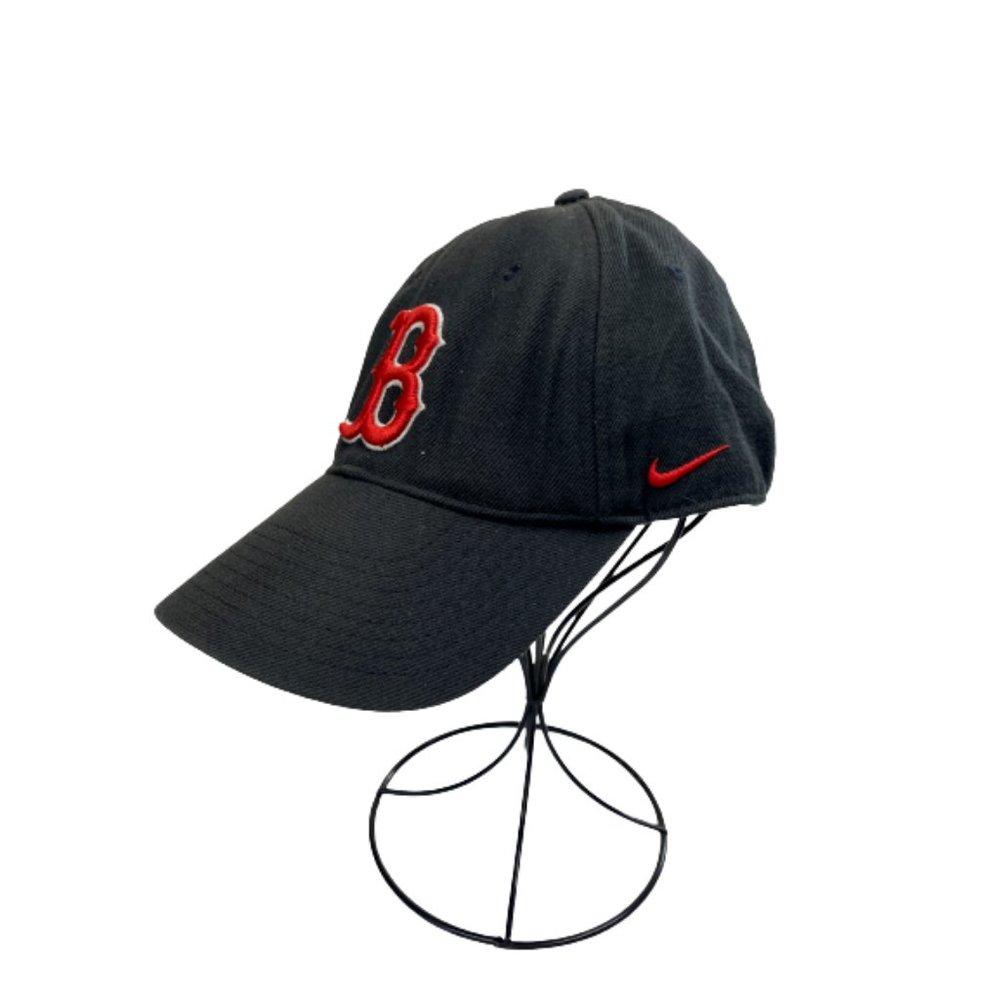BOSTON RED SOX NIKE TEAM GENUINE MERCHANDISE ADJUSTABLE ONE SIZE FITS HAT CAP